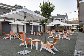 UpValley Inn & Hot Springs Napa Valley, Ascend Hotel Collection