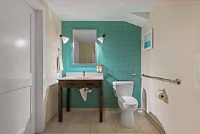 UpValley Inn & Hot Springs Napa Valley, Ascend Hotel Collection