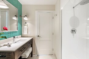 UpValley Inn & Hot Springs Napa Valley, Ascend Hotel Collection