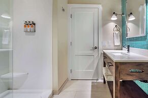 UpValley Inn & Hot Springs Napa Valley, Ascend Hotel Collection