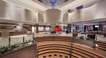 Hilton Long Beach Hotel