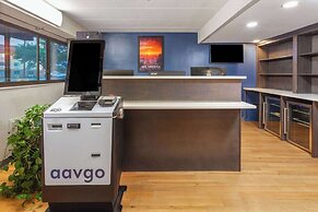 Travelodge by Wyndham Peoria