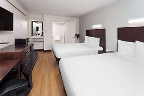 Travelodge by Wyndham Peoria