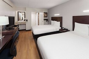 Travelodge by Wyndham Peoria