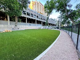 The Antlers, A Wyndham Hotel