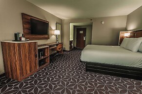 Wyndham Garden Williamsburg Busch Gardens Area