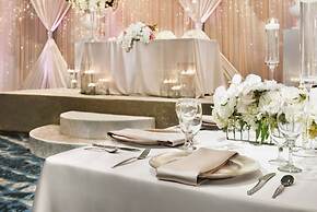 DoubleTree by Hilton Chicago - Magnificent Mile