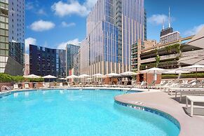 DoubleTree by Hilton Chicago - Magnificent Mile