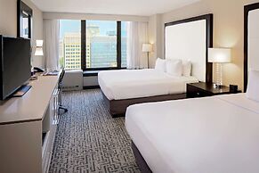 DoubleTree by Hilton Chicago - Magnificent Mile