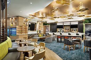 DoubleTree by Hilton Chicago - Magnificent Mile