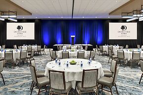 DoubleTree by Hilton Chicago - Magnificent Mile