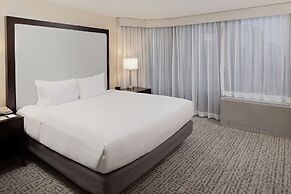 DoubleTree by Hilton Chicago - Magnificent Mile