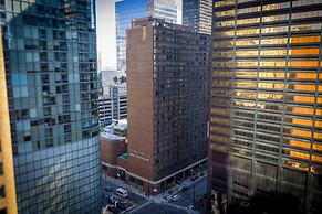 DoubleTree by Hilton Chicago - Magnificent Mile