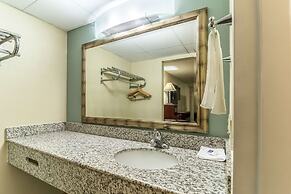 Motel 6 Kenly, NC