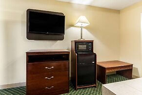 Motel 6 Kenly, NC