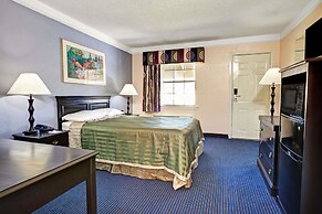 Travelodge by Wyndham North Richland Hills/Dallas/Ft Worth