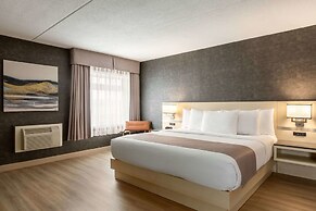 Days Inn by Wyndham Toronto West Mississauga