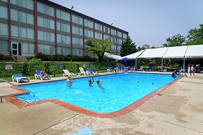 Exton Hotel & Conference Center