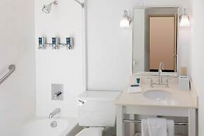 Four Points by Sheraton Asheville Downtown