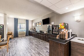Lake Norman Inn and Suites