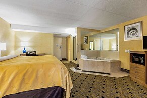 Quality Inn & Suites Coldwater near I-69