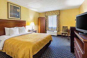 Quality Inn & Suites Coldwater near I-69