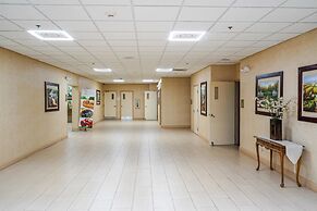 Quality Inn & Suites Coldwater near I-69