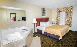 Quality Inn & Suites Coldwater near I-69