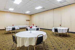 Quality Inn & Suites Coldwater near I-69