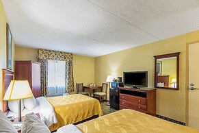 Quality Inn & Suites Coldwater near I-69
