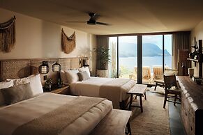 1 Hotel Hanalei Bay