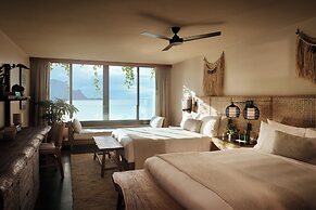 1 Hotel Hanalei Bay