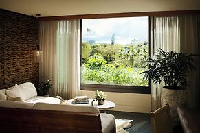 1 Hotel Hanalei Bay