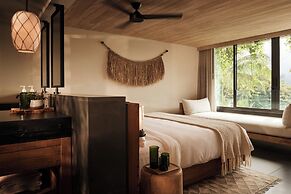 1 Hotel Hanalei Bay