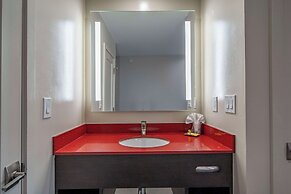 Best Western Plus Dragon Gate Inn