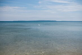 Breakers Resort & Beach Bar