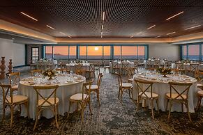 Monterey Beach Hotel, a Tribute Portfolio Hotel by Marriott