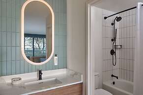 Monterey Beach Hotel, a Tribute Portfolio Hotel by Marriott