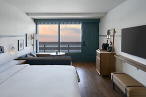 Monterey Beach Hotel, a Tribute Portfolio Hotel by Marriott