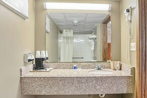 Devils Lake Inn By OYO Near Devils Lake Regional Airport