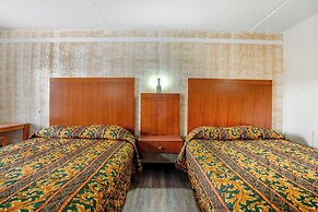 Devils Lake Inn By OYO Near Devils Lake Regional Airport