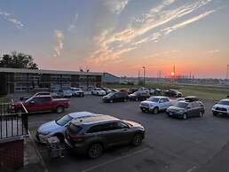 Devils Lake Inn By OYO Near Devils Lake Regional Airport