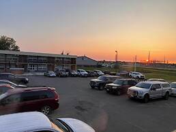 Devils Lake Inn By OYO Near Devils Lake Regional Airport