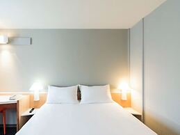 ibis La Rochelle Centre Historique Hotel