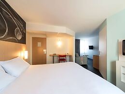 ibis La Rochelle Centre Historique Hotel