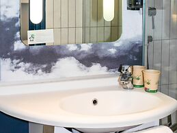 ibis La Rochelle Centre Historique Hotel