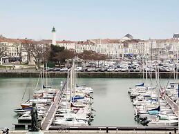 ibis La Rochelle Centre Historique Hotel