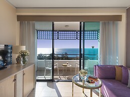 Rixos Downtown Antalya All Inclusive - The Land of Legends Access