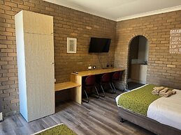 Albury Classic Motor Inn