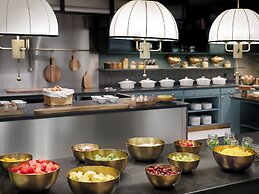 The Westin Madrid Cuzco